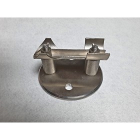 BASE INOXIDABLE DE ANCLAJE LATERAL Ø100x6mm PARA TUBO DE 42,4mm ref. E113