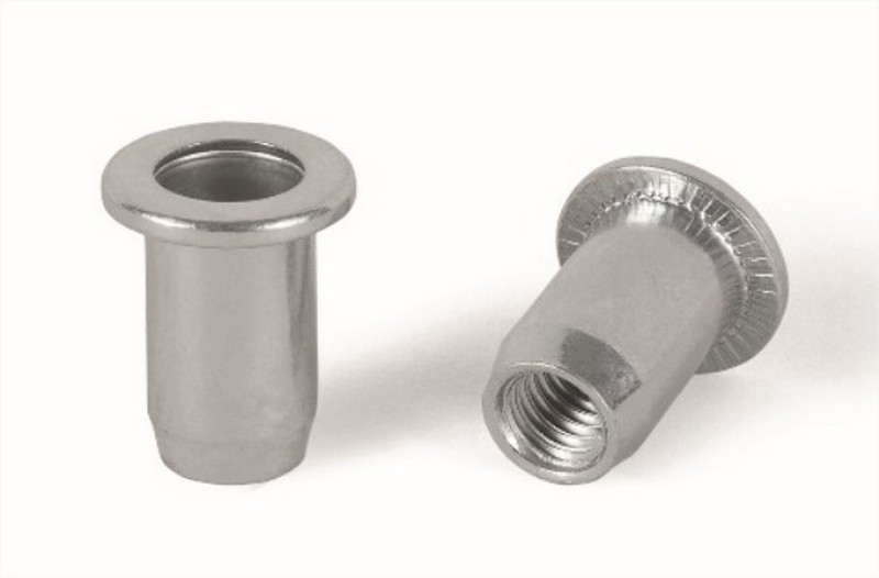 TUERCA REMACHABLE...