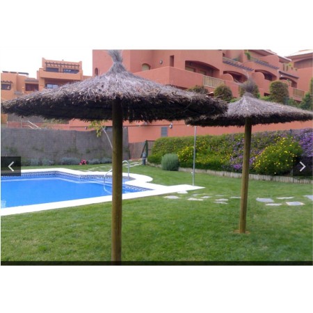 SOMBRILLA DE BREZO CON ARO Y POSTE DE Ø2,40m, SOLO DISPONIBLE PARA RECOGER