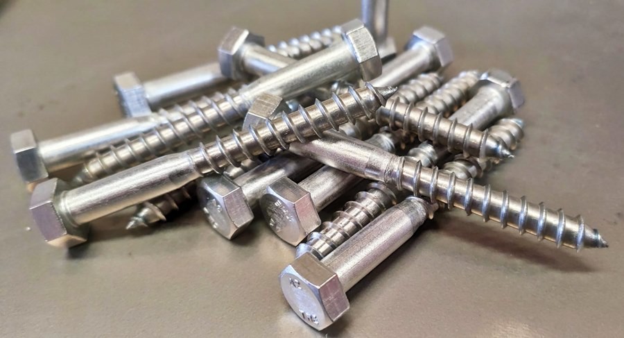 TORNILLO BARRAQUERO...