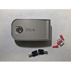 Pulsador para subir/bajar cierre , con desbloqueo por llave, KIOMINI de Nice. 
