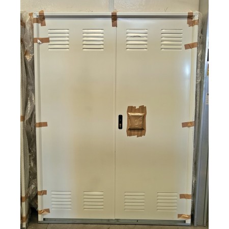 PUERTA PEATONAL TRASTERO LACADA BLANCA C/ VENTILACION DE 1700 X 2000 2 HOJAS