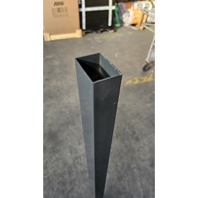 POSTE GRIS DE 60X40 PARA VALLA PLEGADA DE 2M, CON PLACA DE ANCLAJE PARA ATORNILLAR