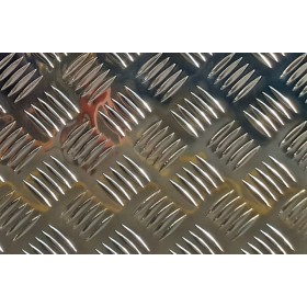 Chapa Damero de aluminio 2500 x 1250 espesor 2mm