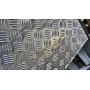 Chapa Damero de aluminio 2500 x 1250 espesor 2mm